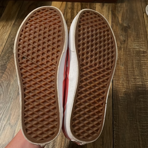 Vans - Picture 4 of 8